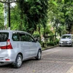 Etika Memarkir Mobil Di Depan Rumah Orang Menjaga Harmoni Dan Kenyamanan Bersama