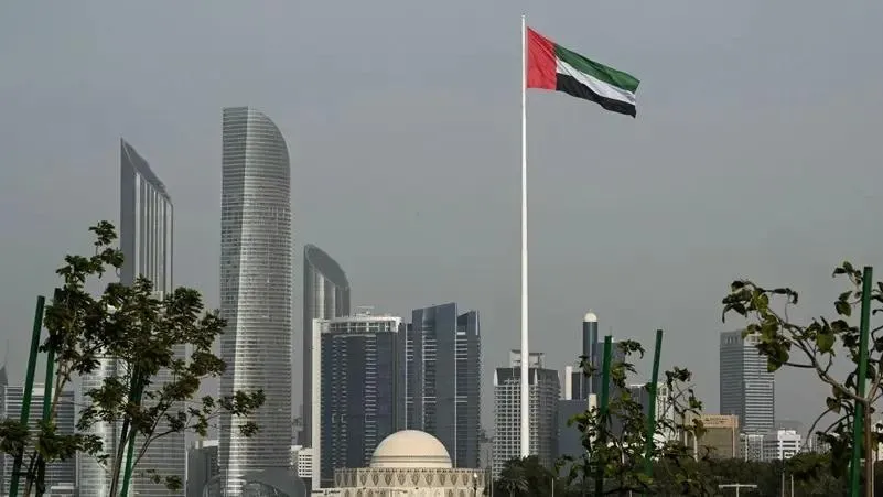Teluk Bergelora Uni Emirat Arab Cegat Rentetan Serangan Rudal Dan Drone Tuduh Iran Di Balik Eskalasi Terbaru
